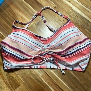 BEACH BETTY Bikini top new. Size LARGE. MULTI COLORED.